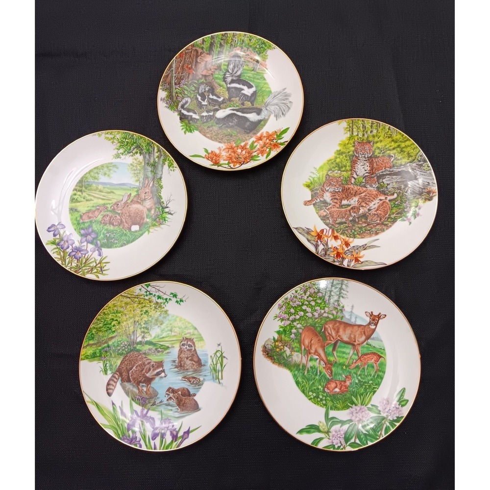 Vintage 1983 Southern Living Forest Families Plates by Barlowe - Set of 5